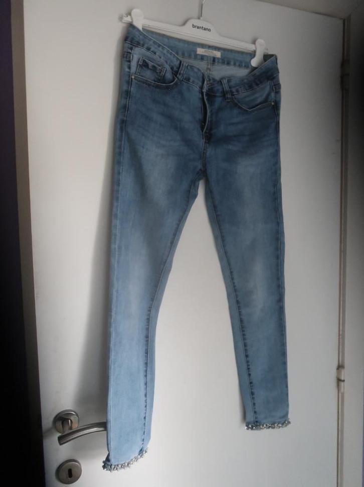 broek jeans dames maat 40 elastisch met pareltjes, Kleding | Dames, Spijkerbroeken en Jeans, Overige jeansmaten, Blauw, Ophalen of Verzenden