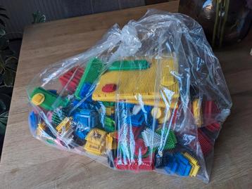 Grote zak Noppers beschikbaar voor biedingen