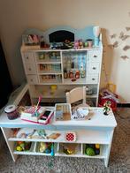 Belle boutique de jouets avec tous les accessoires, Enfants & Bébés, Jouets | Jouets en bois, Enlèvement, Utilisé, Meuble ou Kitchenette