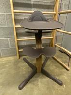 Kinderstoel Nomi walnoot & bruin, Kinderen en Baby's, Ophalen of Verzenden, Gebruikt, Stoel(en)