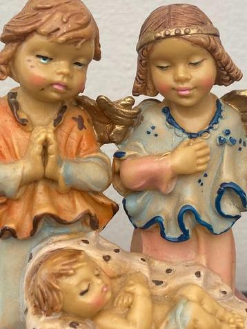 Retro muziekdoos "little angels" met FONTANINI beeldjes beschikbaar voor biedingen