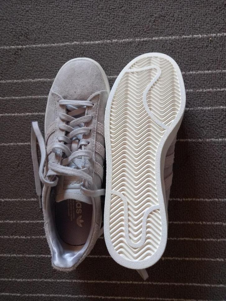 nieuwe! maat 40 Adidas CAMPUS 80 Originals, Kleding | Dames, Schoenen, Nieuw, Sneakers, Grijs, Ophalen of Verzenden
