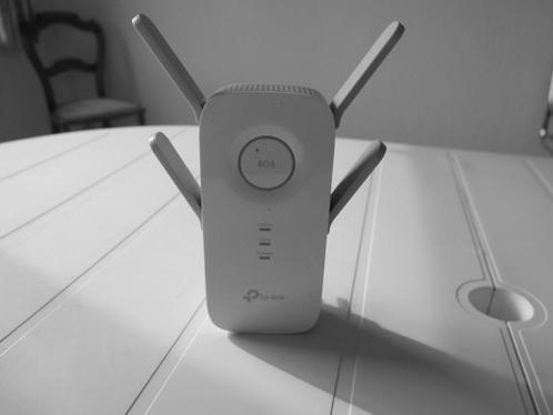 Prolongateur de portée Wi-Fi Tp-Link RE 650, Informatique & Logiciels, Amplificateurs wifi, Comme neuf, Enlèvement