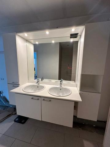 Badkamer meubel  beschikbaar voor biedingen