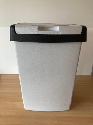 Afvalemmer 50L - Curver - Click It beschikbaar voor biedingen