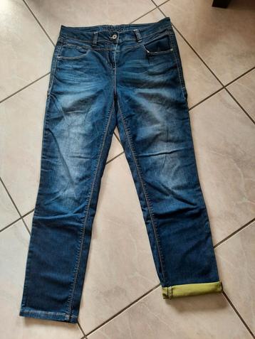 Jeansbroek - te dragen gewoon of met groene zoom - mt 31 beschikbaar voor biedingen