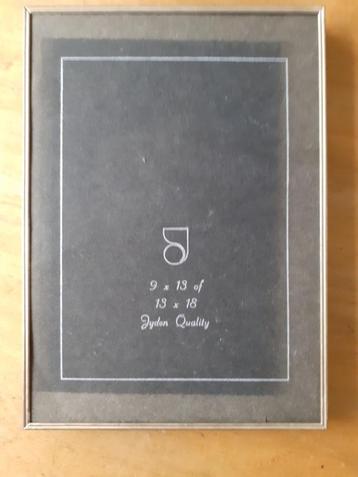 Fotolijst 13 x 18 cm, zilverkleurig metaal beschikbaar voor biedingen