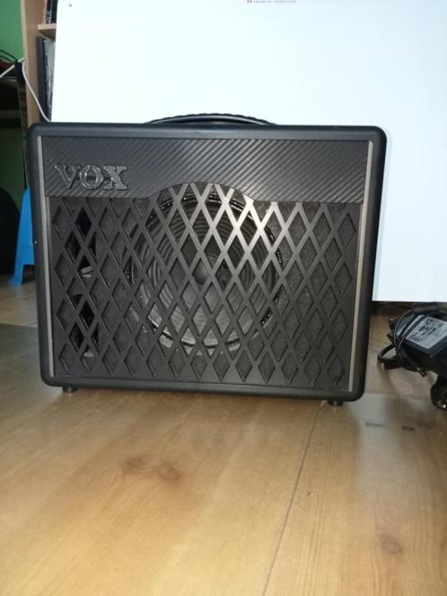 Te koop, Muziek en Instrumenten, Versterkers | Bas en Gitaar, Zo goed als nieuw, Gitaar, Minder dan 50 watt, Ophalen