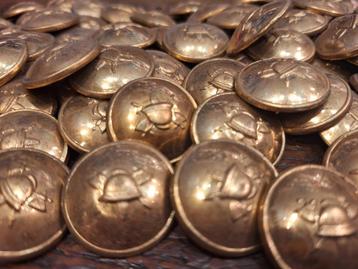 oude brandweerknoop, jaren 50-60 beschikbaar voor biedingen