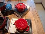 4x Staub mini cocotte Nieuwstaat met dozen, Huis en Inrichting, Ophalen, Zo goed als nieuw