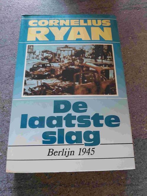 Duitsland Hitler Berlijn Bunker Rusland Tank Zelfmoord Braun, Boeken, Oorlog en Militair, Gelezen, Algemeen, Tweede Wereldoorlog