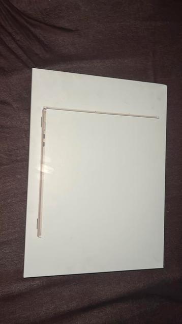 Apple MacBook Air (M4, 2025) beschikbaar voor biedingen