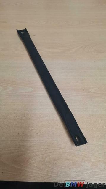 Dwarsbalk Motorruimte BMW F10 F11 F06 F12 F13 51717180317 beschikbaar voor biedingen