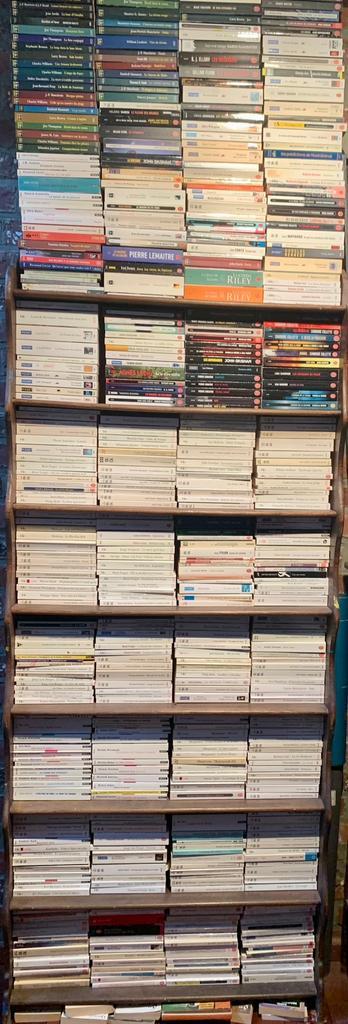 450 livres de poches, Livres, Littérature, Comme neuf, Enlèvement