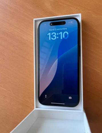 iPhone 16 Noir  128 Go beschikbaar voor biedingen