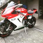 MV AGUSTA F3 800, Motoren, 3 cilinders, Meer dan 35 kW, 800 cc, Sport