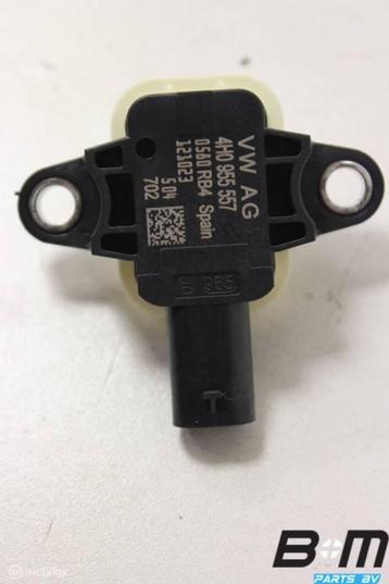 Crashsensor LV of RV Audi A6 4G Sedan 4H0955557 beschikbaar voor biedingen