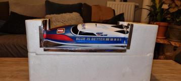 Bateau rc Deep blue 450