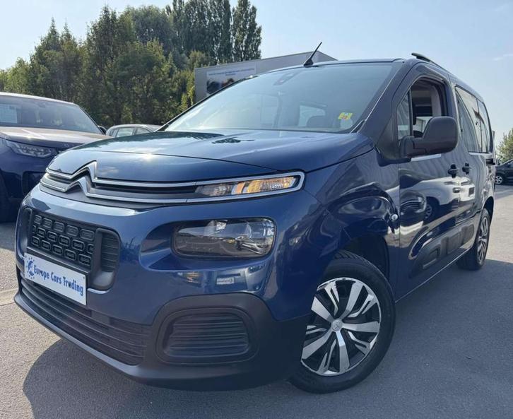 Citroën Berlingo 110 CH FEEL CARPLAY 1ÈRE MAIN 9083€ HT, Auto's, Bestelwagens en Lichte vracht, Bedrijf, Te koop, ABS, Bluetooth
