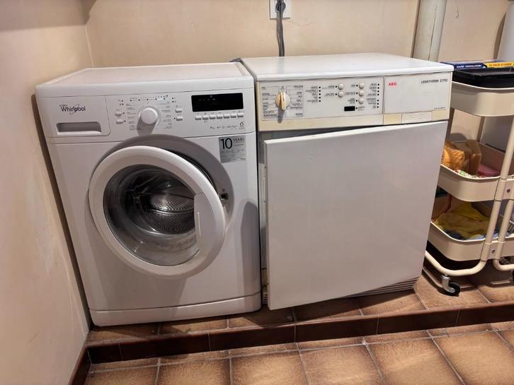 Wasmachine en droogkast, Elektronische apparatuur, Wasmachines, Gebruikt, 6 tot 8 kg, 1200 tot 1600 toeren, Energieklasse A of zuiniger