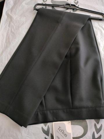 Nouveau pantalon en téflon noir T38 pour femmes (hospitality