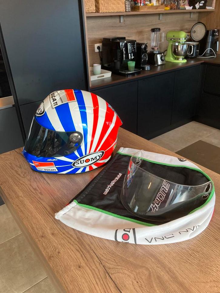 Suomy SR GP Dovisiozio Helm - L, Motoren, Kleding | Motorhelmen, Heren, Integraalhelm, L, Overige merken, Tweedehands, Ophalen of Verzenden