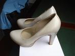 Nieuwe Noë grijze pumps, dames. mt 37, Pumps, Nieuw, Noë, Ophalen of Verzenden
