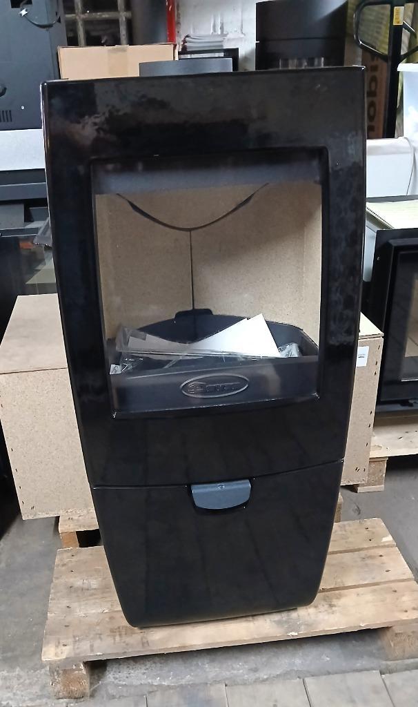 Aanbieding Dovre Sense 200 in de zwarte emaille uitvoering, Huis en Inrichting, Kachels, Nieuw, Vrijstaand, Houtkachel, Hout, Ophalen of Verzenden