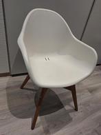 Ikea-stoel, Ophalen