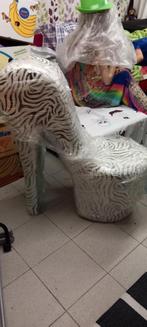 Eye catcher zetel in de vorm van hoge damesschoen, Ophalen, Schoen, speciaal, Minder dan 75 cm, Hout
