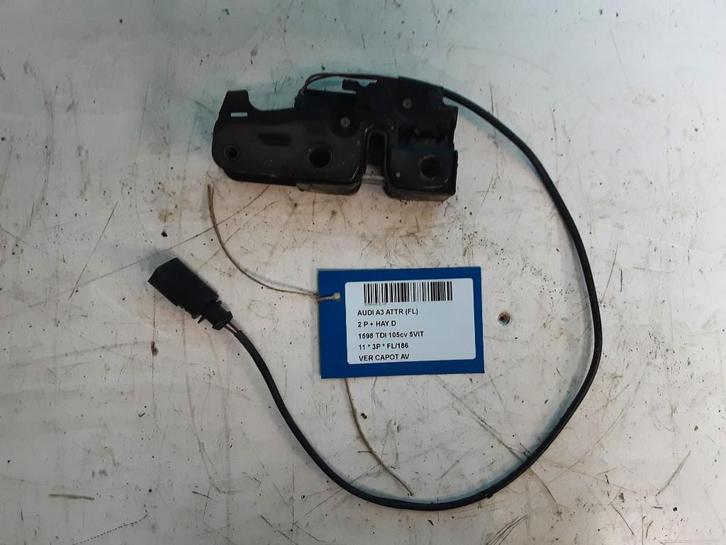 MOTORKAP SLOT Audi A3 (8P1) (01-2003/08-2012), Auto-onderdelen, Carrosserie, Audi, Gebruikt