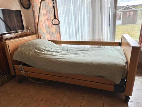 Ziekenhuisbed Burmeier, Huis en Inrichting, Slaapkamer | Bedden, Zo goed als nieuw, Eenpersoons, Bruin, Verstelbaar, Ophalen