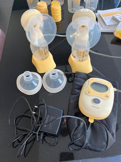 Medela Freestyle Dubbele Elektrische Borstkolf, Kinderen en Baby's, Babyvoeding en Toebehoren, Gebruikt, Borstkolf, Ophalen