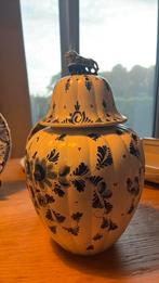 Vaas Delft porselein, Antiek en Kunst, Ophalen of Verzenden