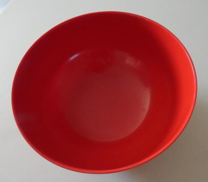 Bol rouge Rosti Design, Maison & Meubles, Cuisine | Vaisselle, Utilisé, Récipient(s), Uni, Autres matériaux, Enlèvement ou Envoi