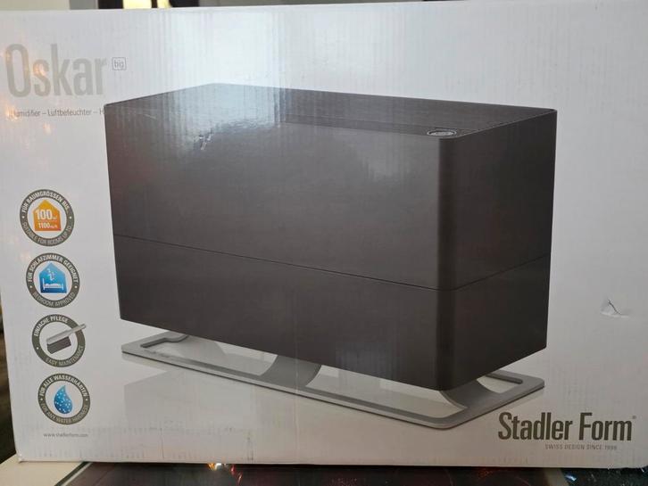 Humidificateur Stadler Form Oskar noir dans sa boîte, Electroménager, Équipement de traitement de l'air, Humidificateur, Enlèvement