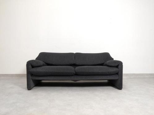 Cassina Maralunga 2,5 zit bicolore black/grey, Huis en Inrichting, Zetels | Zetels, Gebruikt, Rechte bank, Tweepersoons, 150 tot 200 cm