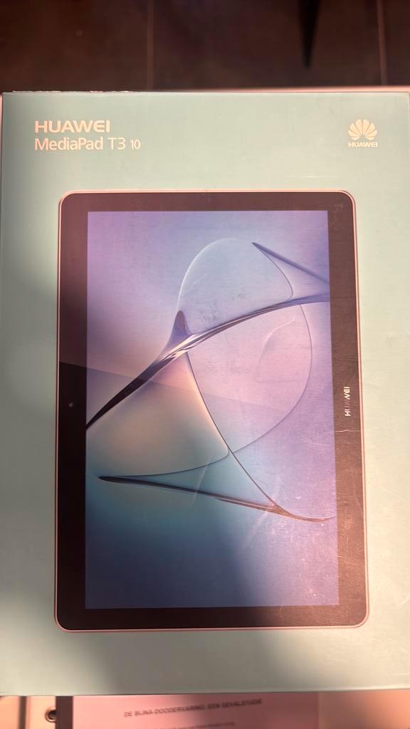 Huawei MediaPad T3 ONGEBRUIKT incl hoesje, Computers en Software, Android Tablets, Wi-Fi, 10 inch, 16 GB, Uitbreidbaar geheugen