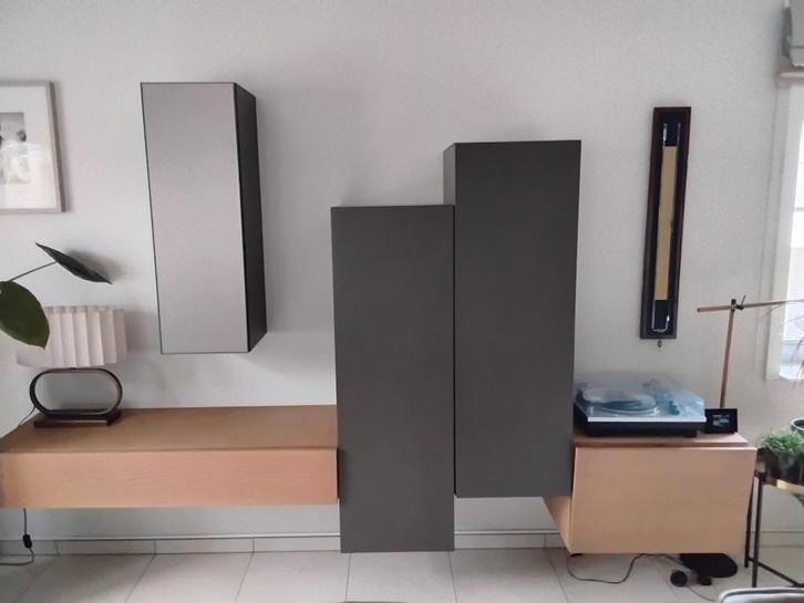 TE KOOP: Wandkasten, Huis en Inrichting, Kasten | Wandmeubels, Zo goed als nieuw, 150 tot 200 cm, 150 tot 200 cm, 25 tot 50 cm