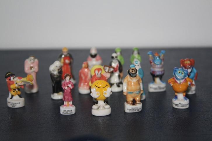 lotje van 16 Fève (boontjes) , brutus , harry potter ,kerst, Collections, Jouets miniatures, Comme neuf, Enlèvement ou Envoi