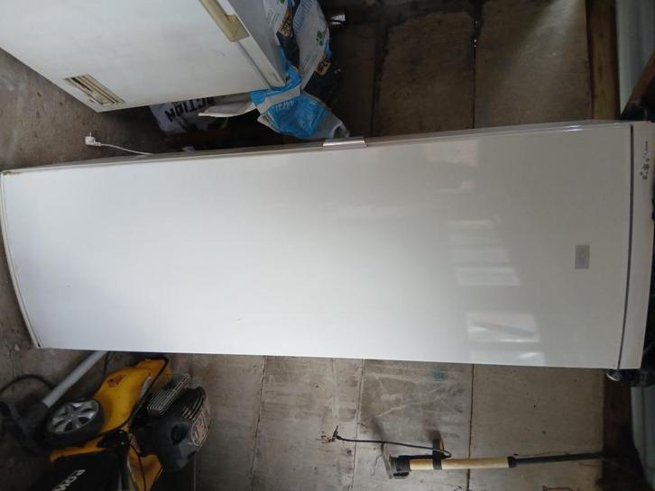 Diepvries, koelkast, wasmachine en vaatwasser, Elektronische apparatuur, Wasmachines, Gebruikt, Bovenlader, 6 tot 8 kg, 95 cm of meer