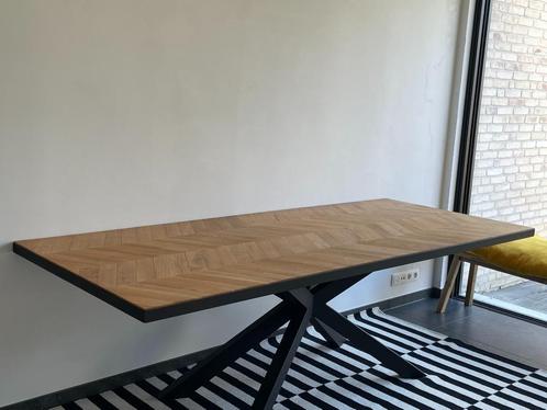 Eiken eettafel met visgraat, Huis en Inrichting, Tafels | Eettafels, Gebruikt, 50 tot 100 cm, 200 cm of meer, Vijf personen of meer