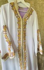 A vendre takchita blanc/mauve 160€, Kleding | Dames, Trouwkleding en Trouwaccessoires, Ophalen, Nieuw, Wit