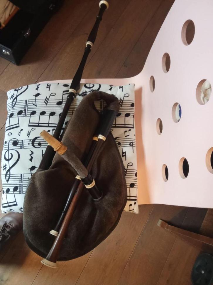 Cornemuse 14 pouces (La/ré), Muziek en Instrumenten, Blaasinstrumenten | Overige, Zo goed als nieuw, Houtblazer, Ophalen of Verzenden