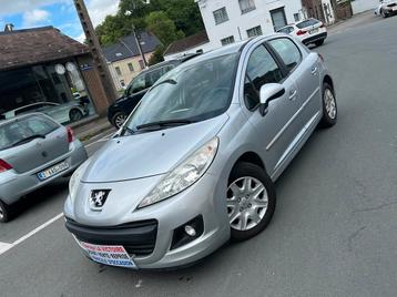 Peugeot 207 1.4 essence ️ 2014 année 192000km 0032478767323