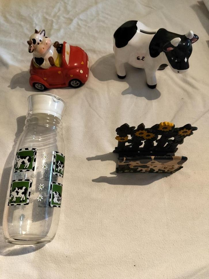 Decoratie koetjes, Verzamelen, Dierenverzamelingen, Zo goed als nieuw, Beeldje of Figuurtje, Boerderijdier, Ophalen of Verzenden