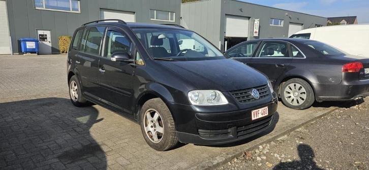 VW Touran 1,9 TDI 7 zit ONLY EXPORT, Auto's, Volkswagen, Bedrijf, Te koop, Touran, Diesel, Monovolume, 5 deurs, Handgeschakeld