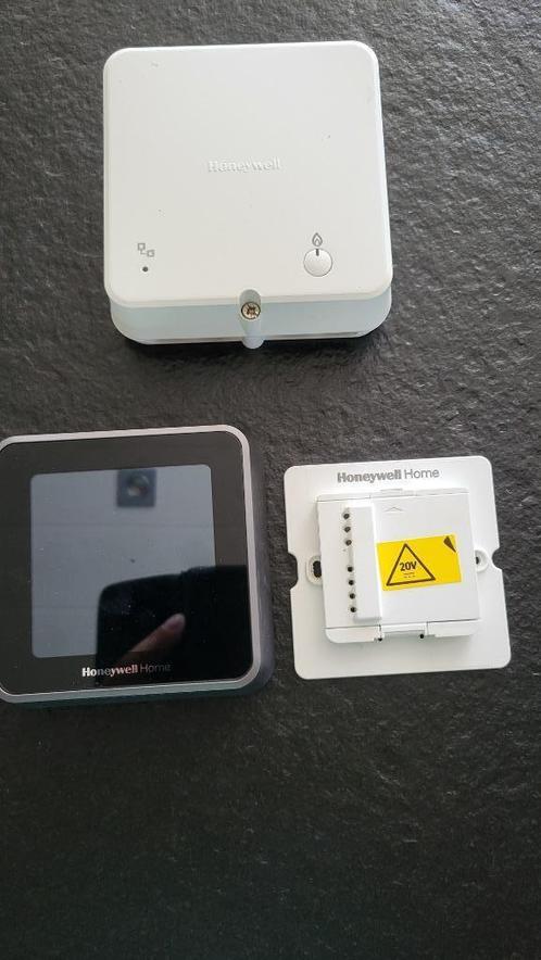verwarming, Doe-het-zelf en Bouw, Verwarming en Radiatoren, Zo goed als nieuw, Thermostaat, Ophalen