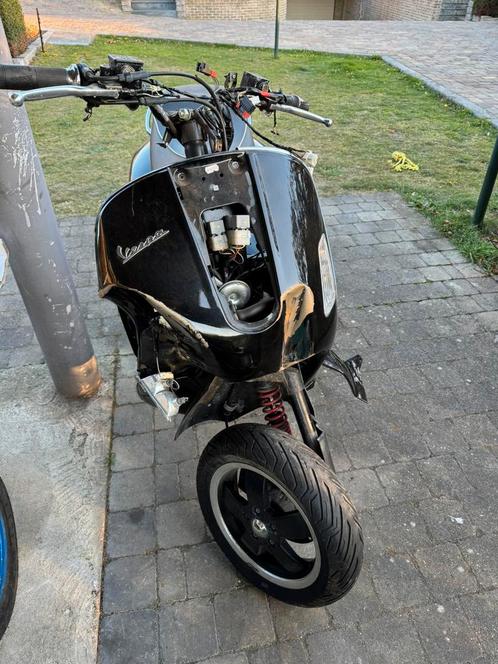 Vespa GTS onderdelen 125cc 250cc 300cc, Fietsen en Brommers, Brommeronderdelen | Scooters, Vespa, Frame, Ophalen