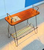 Vintage krantenrek, Huis en Inrichting, Woonaccessoires | Krantenbakken en Lectuurbakken, Ophalen of Verzenden